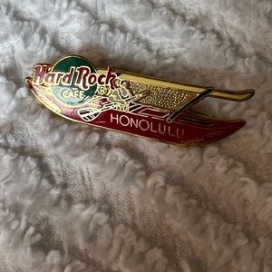 Hard Rock Cafe Honolulu pin mint condition